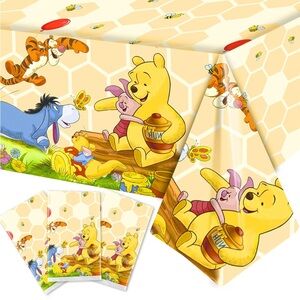 Winnie table clothes